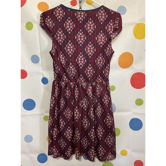 City Triangles Size Medium Dress - Picture 4 of 13